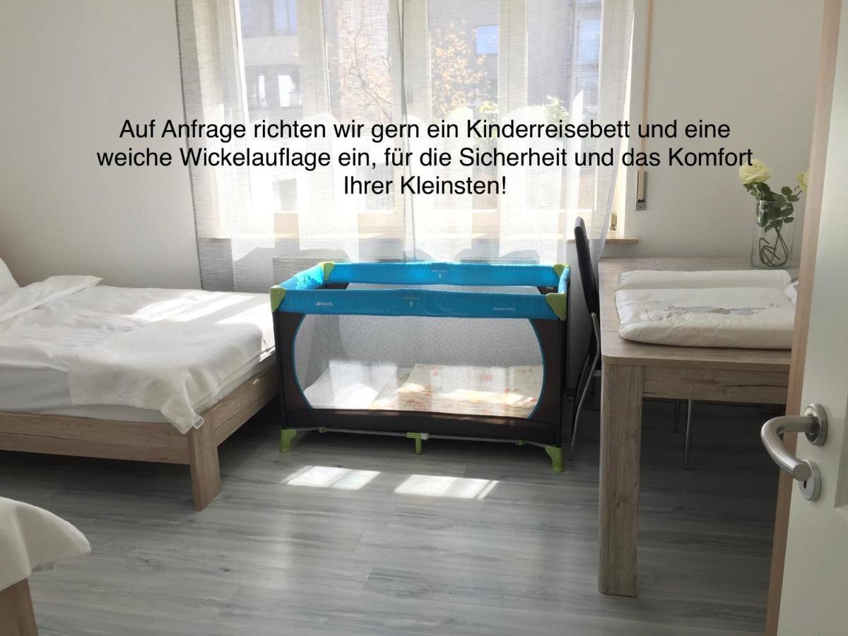 Ferienwohnung Am Bodensee- Zentrale Lage, Free Parking And Wifi, 109 M2, Privater Garten, 7 Gaeste, 2X Kingsize Boxspringbett, Familienfreundlich 腓特烈港 外观 照片